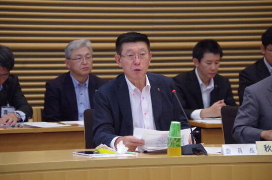 画像：佐竹文教環境常任委員会委員長（秋田県知事）